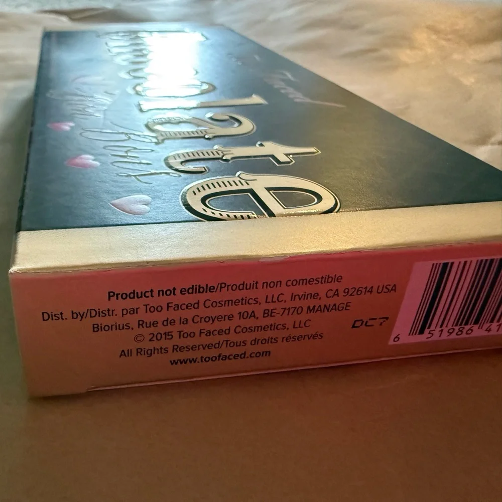 Too Faced Chocolate BonBons Eyeshadow Palette - Brown & Pink - Picture 5 of 5